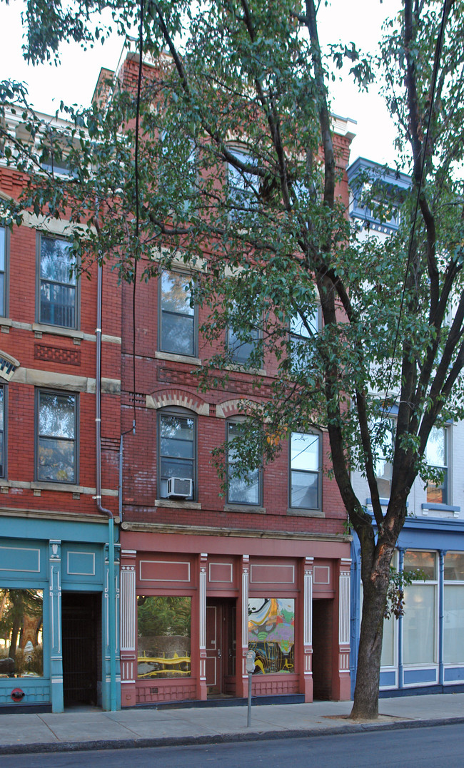 1716 Race St in Cincinnati, OH - Foto de edificio - Building Photo