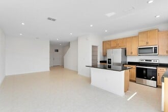 999 Spring Palms Lp in Alafaya, FL - Building Photo - Building Photo