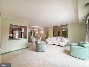 44303 Delaire Landing Rd in Philadelphia, PA - Building Photo - Building Photo