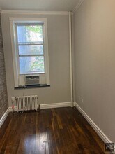 Hudson Street, Unit 4 in New York, NY - Foto de edificio - Building Photo