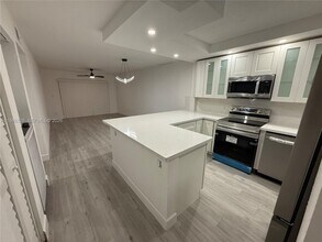 11477 NW 39th Ct in Coral Springs, FL - Building Photo - Building Photo