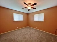 1021 Keechi St photo'