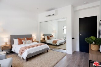 1238 W 30th St in Los Angeles, CA - Building Photo - Building Photo