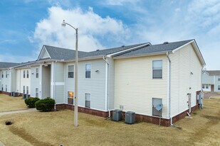 Providence Place in Senatobia, MS - Building Photo