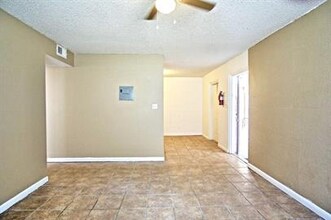3519 E 1st Ct in Panama City, FL - Building Photo - Building Photo