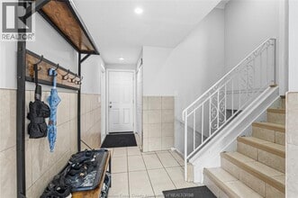 2989 Regis Ave in Windsor, ON - Building Photo - Building Photo