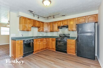 2426 Mill Creek Rd in Jacksonville, FL - Building Photo - Building Photo