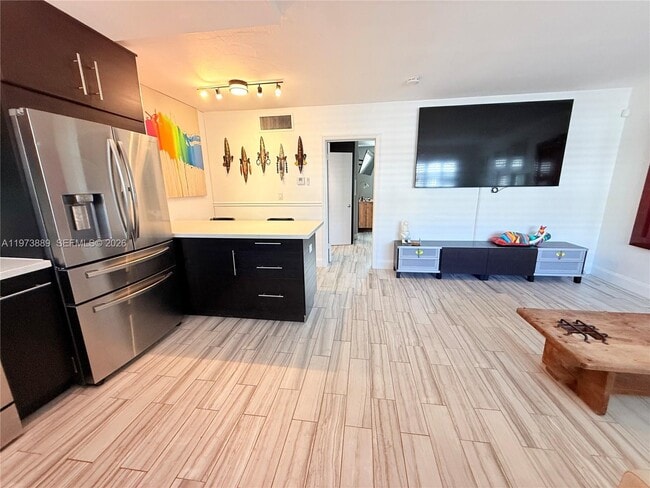 property at 2930 Day Ave