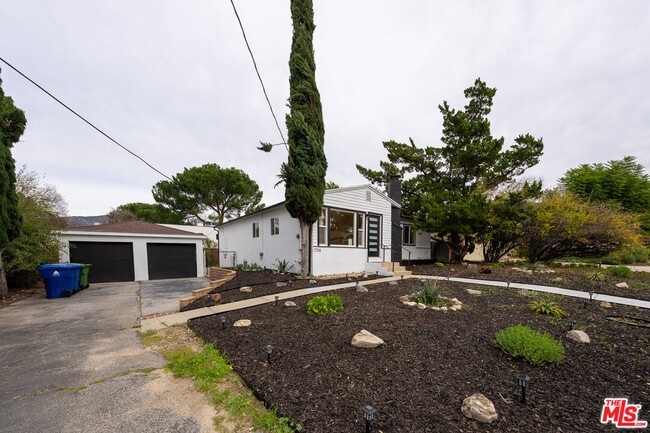 7755 Day St in Los Angeles, CA - Building Photo - Building Photo