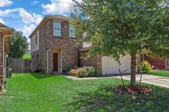 12230 Turchin Dr in Houston, TX - Foto de edificio - Building Photo
