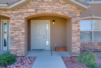 3155 S Hidden Valley Dr in Saint George, UT - Building Photo - Building Photo