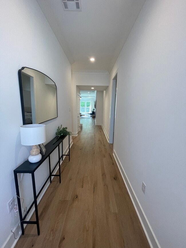 1549 Alum Creek Dr in Baton Rouge, LA - Building Photo - Building Photo