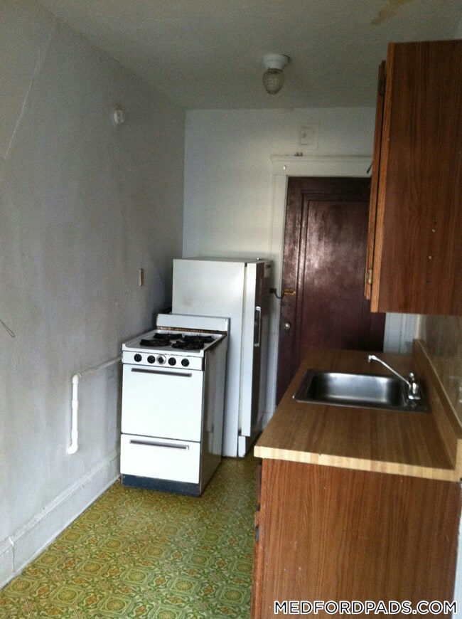 53 Fellsway W in Medford, MA - Building Photo - Building Photo