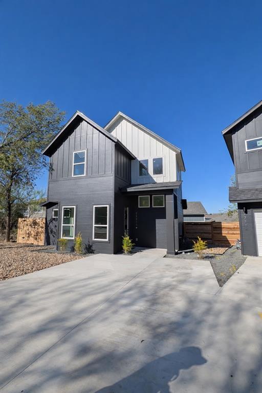 property at 2220 Yellow Jacket Ln