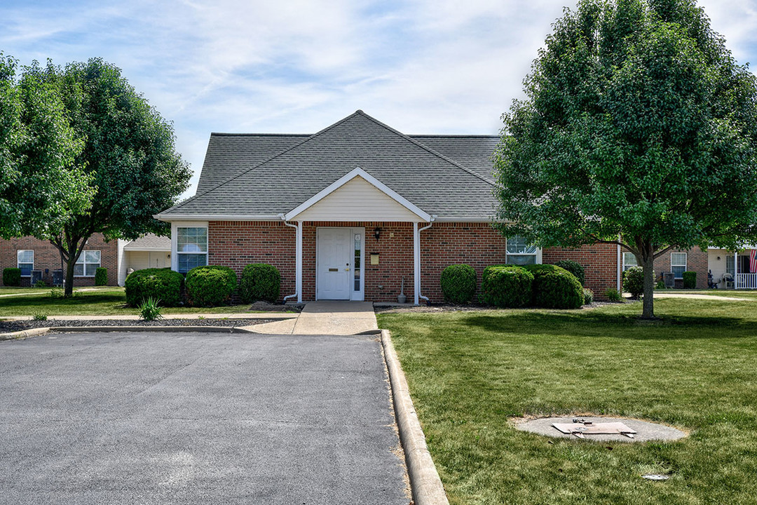 Meadow Glen in Carey, OH - Building Photo