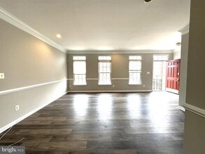 22609 Welborne Manor Square in Ashburn, VA - Building Photo - Building Photo