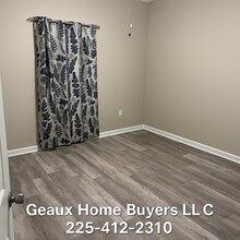 541 Meadow Bend Dr in Baton Rouge, LA - Foto de edificio - Building Photo
