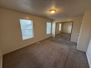 1105 W Parkway Ave in Knoxville, TN - Building Photo - Building Photo