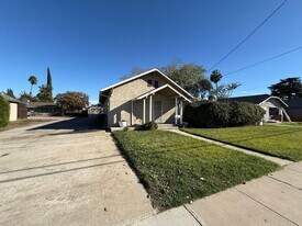 150 N Acacia Ave in Ripon, CA - Building Photo