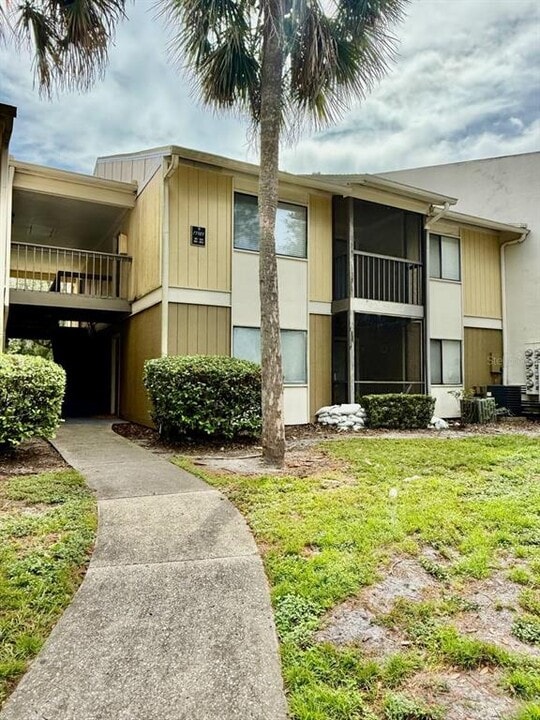 13385 Arbor Pointe Cir in Tampa, FL - Building Photo