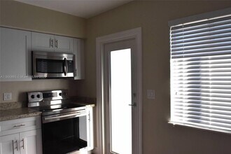 310 SW 31st Ave in Miami, FL - Building Photo - Building Photo