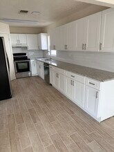 6730 Country Swan in San Antonio, TX - Building Photo - Building Photo