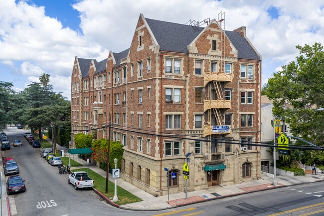 601 N Rossmore Ave.