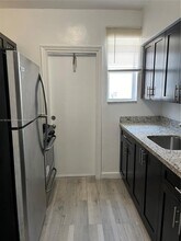 8415 Crespi Blvd in Miami Beach, FL - Building Photo - Building Photo