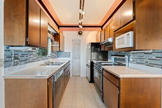 414 E 32nd St in Tacoma, WA - Building Photo - Building Photo