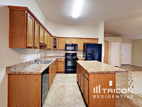 9066 E Cedar Basin Ln in Gold Canyon, AZ - Building Photo - Building Photo