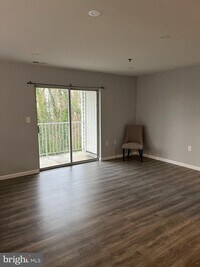 534 McManus Way photo'