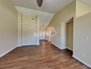 6104 Lake Freeman Dr in Indianapolis, IN - Foto de edificio - Building Photo