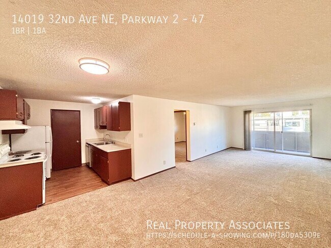 Parkway Apartments in Seattle, WA - Building Photo - Building Photo