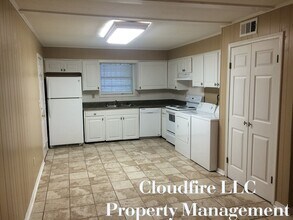 218 James Cir, Unit 218 in Oxford, MS - Building Photo - Building Photo