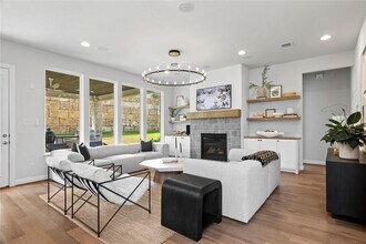 211 Abbeyville Walk in Austin, TX - Building Photo - Building Photo