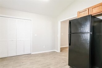 305 Pine St in DeLand, FL - Building Photo - Building Photo