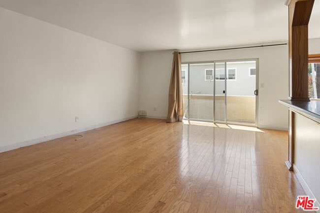 1012 7th St in Santa Monica, CA - Building Photo - Building Photo