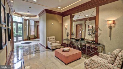 8220 Crestwood Heights Dr in McLean, VA - Building Photo - Building Photo