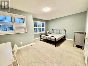 23 Hawksbury Rd in Markham, ON - Building Photo - Building Photo