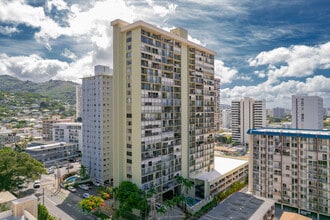 Makiki Plaza in Honolulu, HI - Building Photo - Building Photo