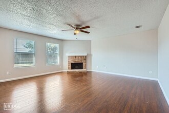 1395 Stewart Dr in Rockwall, TX - Building Photo - Building Photo