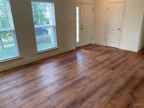 3120 Keelboat Crossing in St. Charles, MO - Building Photo - Building Photo