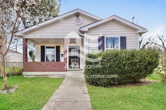 property at 2218 W Madison St