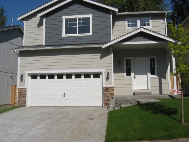 property at 4817 S 251st Ct