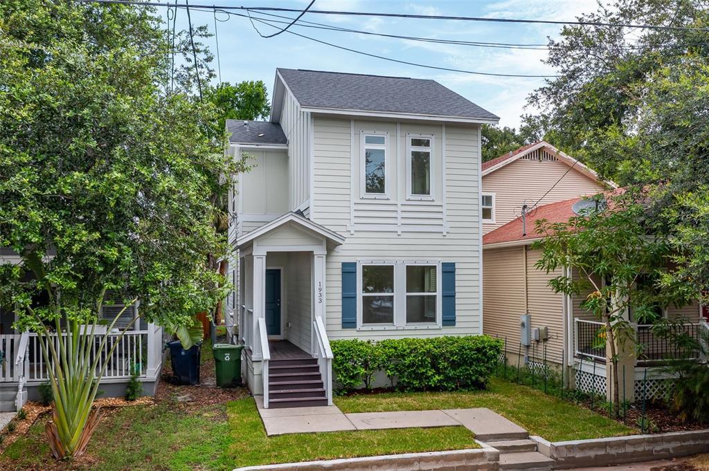 1933 W Chestnut St in Tampa, FL - Building Photo