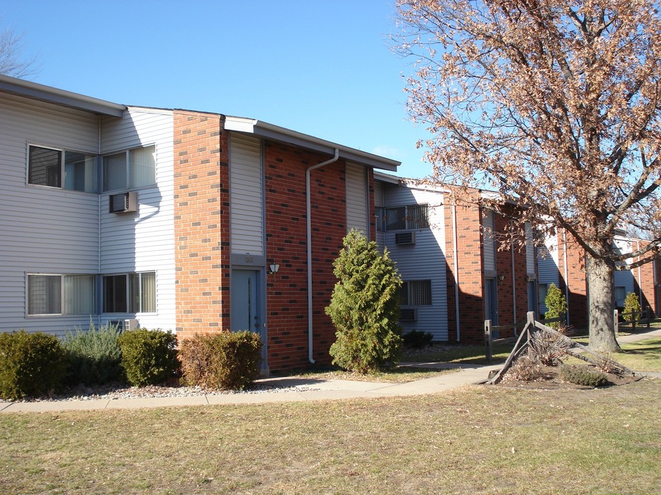 Oakfield Apartments in Wisconsin Rapids, WI - Foto de edificio