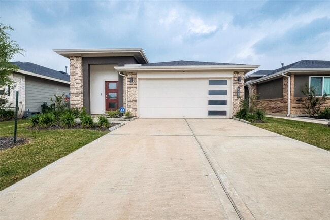 property at 2919 Stamford Hl Ln