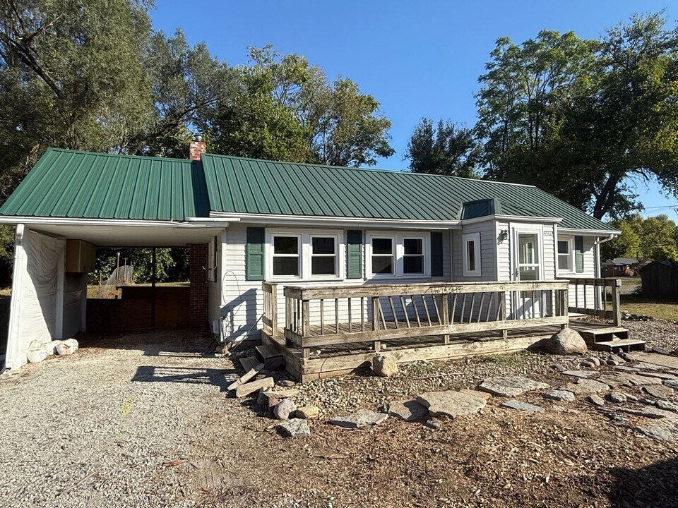 14512 W 3rd St in Daleville, IN - Building Photo