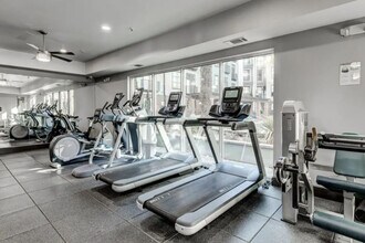 2901 Indiana St in Dallas, TX - Foto de edificio - Building Photo