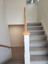 1351 Gordon Ln in Santa Rosa, CA - Building Photo - Building Photo